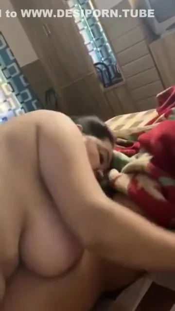 Busty Bhabhi Sucking Dick Of Neighbor Guy