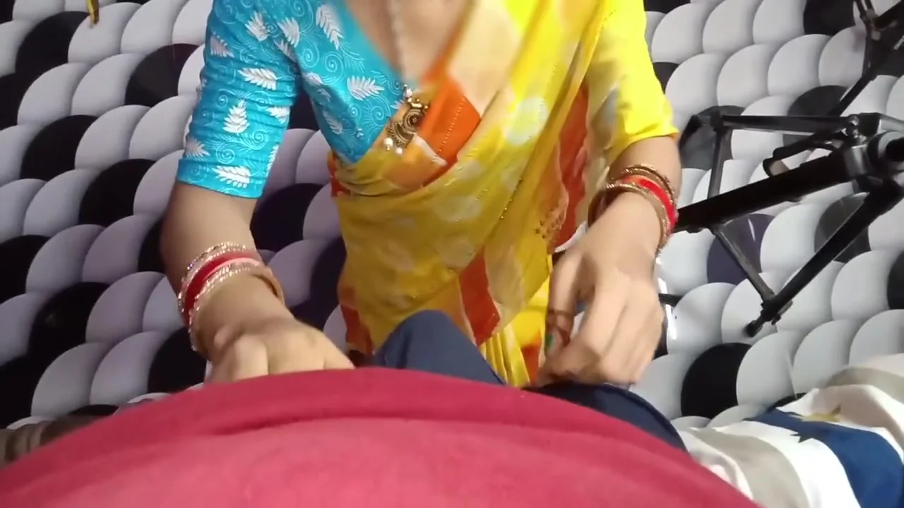 Sexy Bhabhi Fucked By His Neighbor Boy When His Husband Was Not In The Home