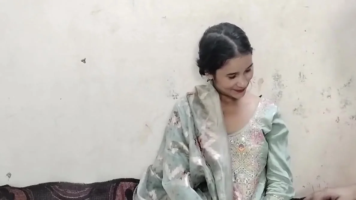 Little Stepsister Ko Nanga Kar Ke Pel Diya