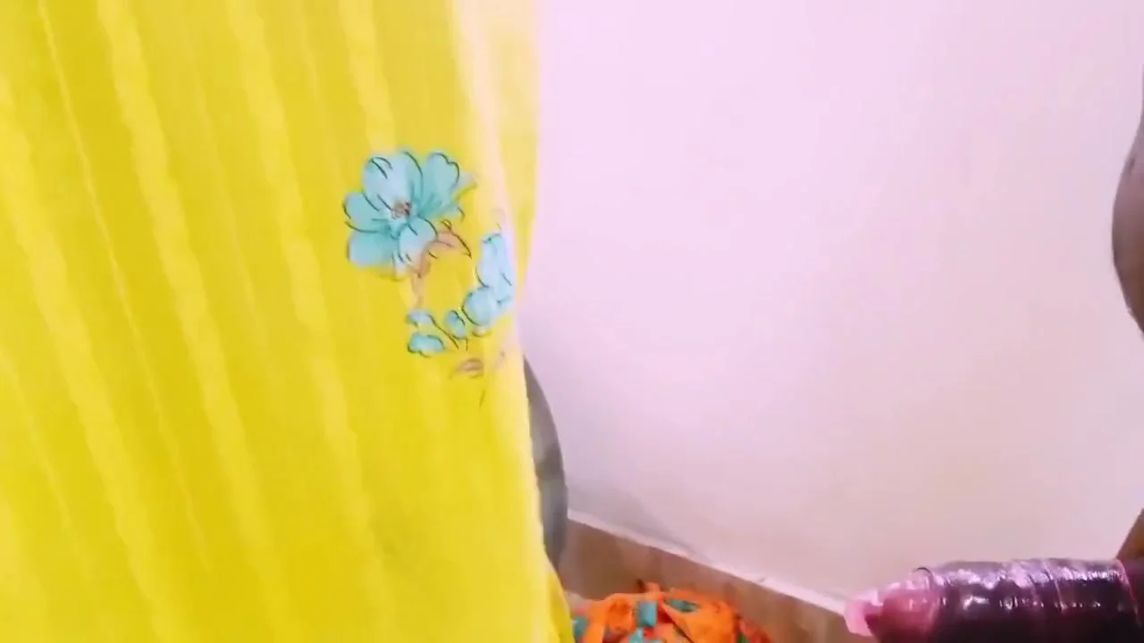 Indian Middle Age Aunty Enjoyed Stepdaughters Husband Bog Dick. Telugu Dirty Talks