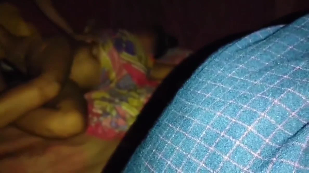 Indian Husband Wife Leaked Video With 18 Years And Any One