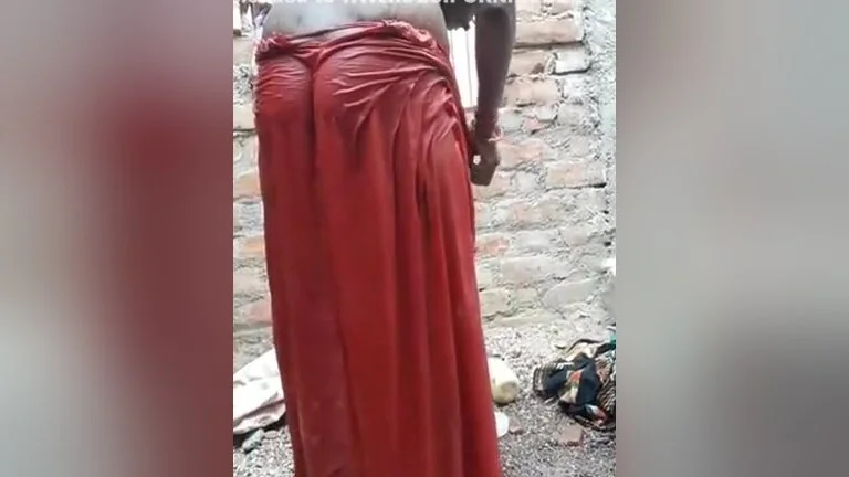 Hottest Indian Sexy Bhabhi Bathing And Show Her Big Boobs And Tight Pussy Hole