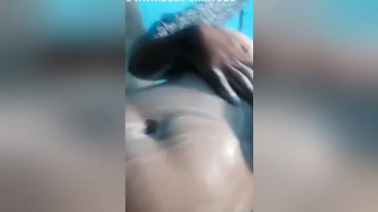 Bathing Selfie For Boyfriend.. भाभी ने दिखाया देवर को अपने बूब्स