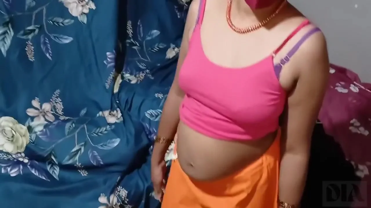 Desi Indian Big Boobs Hot And Sexy Maid Caught Desi Wife Indian Girl In A Dream