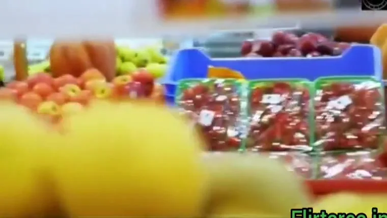 Chachi Ko Sofa Pe Litakar Jabardast Choda