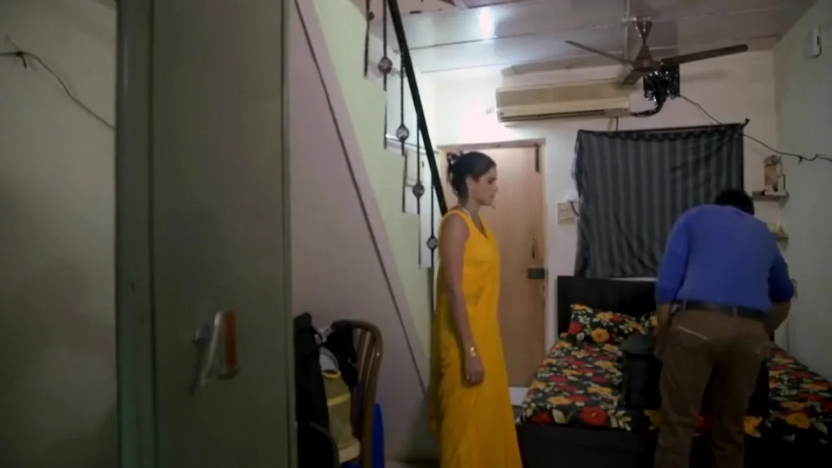 Indian Naukrani Ki Chudai With Very Big Boobs Seduces