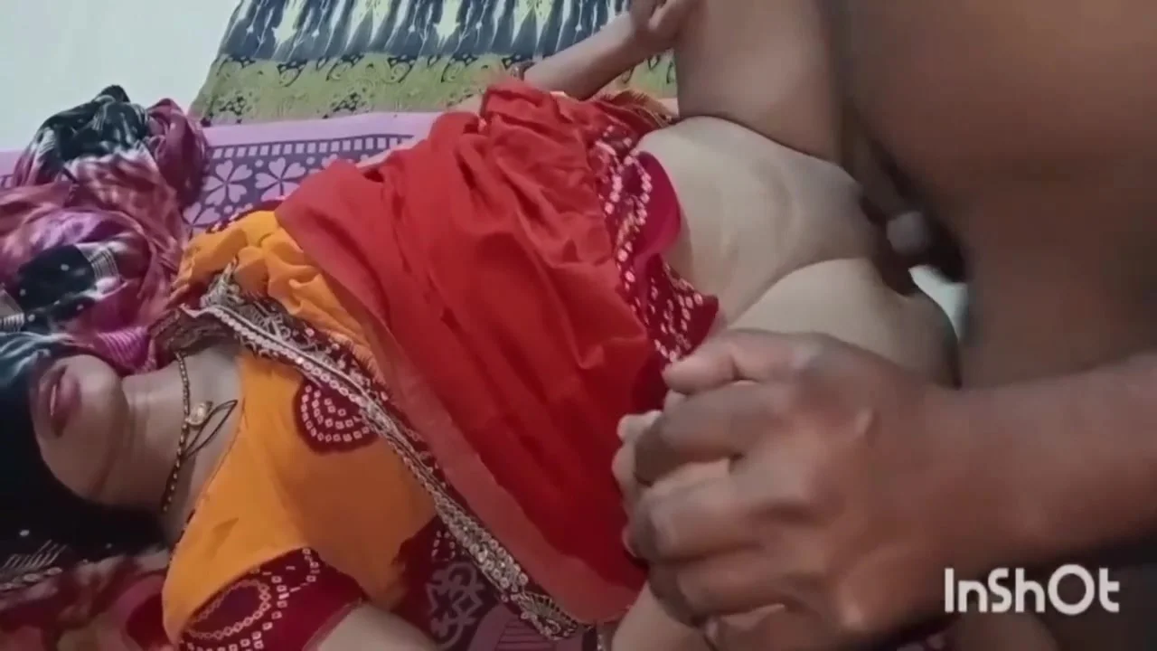 The Servant Found His Landlady Alone And Fucked Her All Night