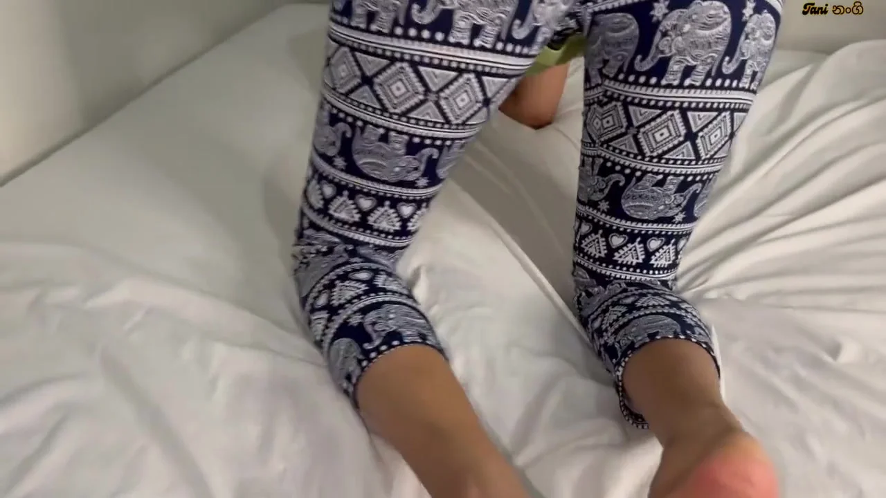 Indian Girl Masturbating With Dildo Asian Solo Fuck