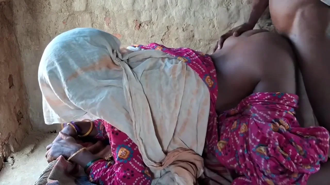 Mere Husband Ne Khatiya Per Meri Tight Gand Chudai Ki Meri Gand Ko Hila Kar Rakh Diya