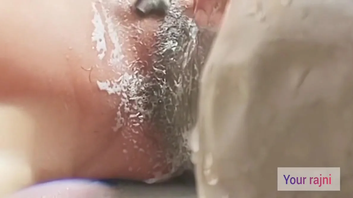 Im Brushing My Sexy Pussy Hair So That The Night Wont Be The First To Fuck Me