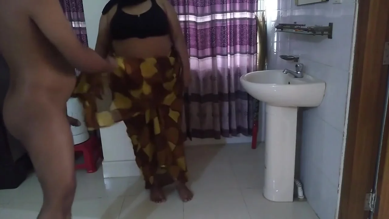 Indian College Mam Is Getting Ready To Go To College, student 18+ Seduces & Fucks Her - Big Tits & Ass