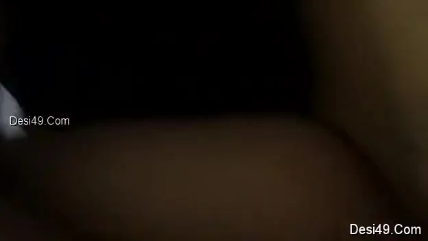 Exclusive- Sexy Indian Clg Lover Romance And Pussy Licking