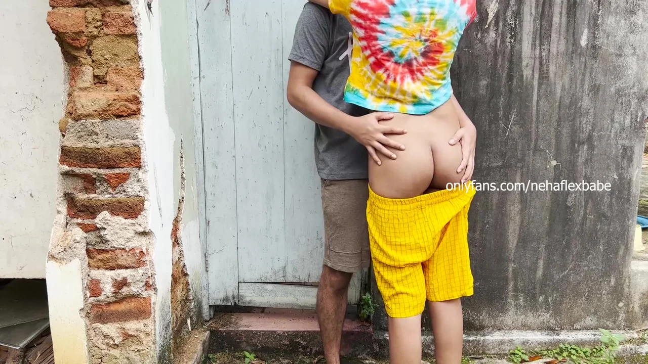 Sri Lankan Campus Girl Outdoor Fuck With Stranger