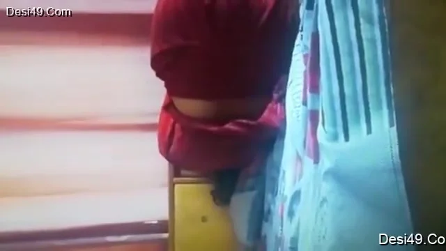 Today Exclusive- Desi Bhabhi Strip Her Cloths And Hard Fucked By Hubby