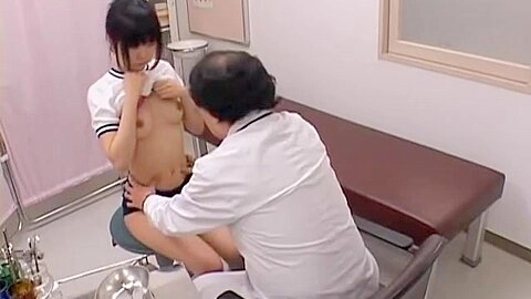 Voyeur video with asian cunt fingered by the gynecologist