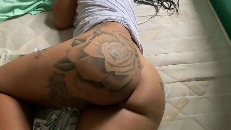 Waking Up to a Surprise Anal - Samantha Squirt featuring O Majin Boo