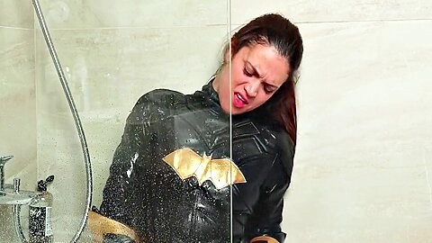 Super Heroes Sex Fight - Batman Girl Defeated & Humiliated - Alyssa Reece And Tiffany Tatum