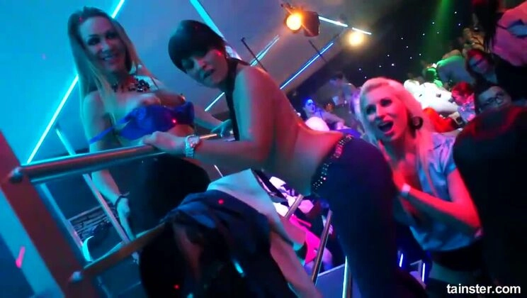Caroline De Jaie, Cynthia Vellons & Paula Shy: Femme Fest Part 2 - Lesbian Lewdness with Multiple Blondes & Brunettes
