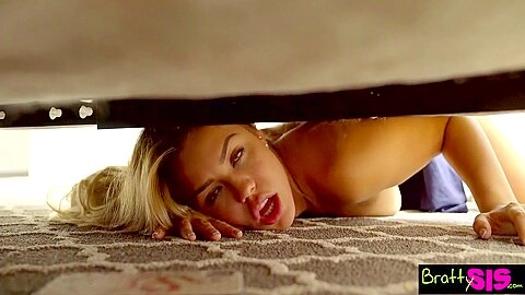 Alina Lopez And Nathan Bronson - Stuck It In My Step Sister - S12:e6