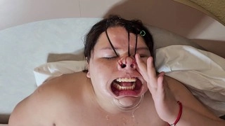 Sperma in der nase, lara croft tentacle