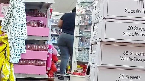 thick candid series(damn)