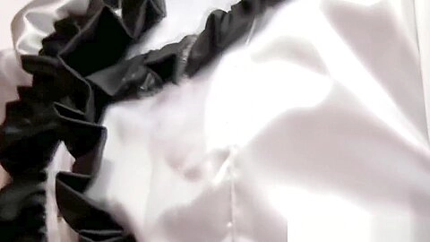 Eurobabe Amirah Adara facialized as a maid