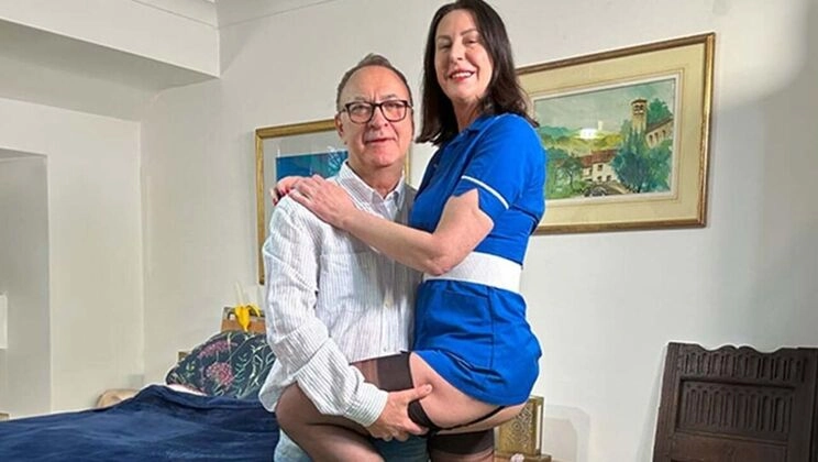 Hot British MILF Lara Latex Masturbates in Lingerie While Husband Films - HD POV