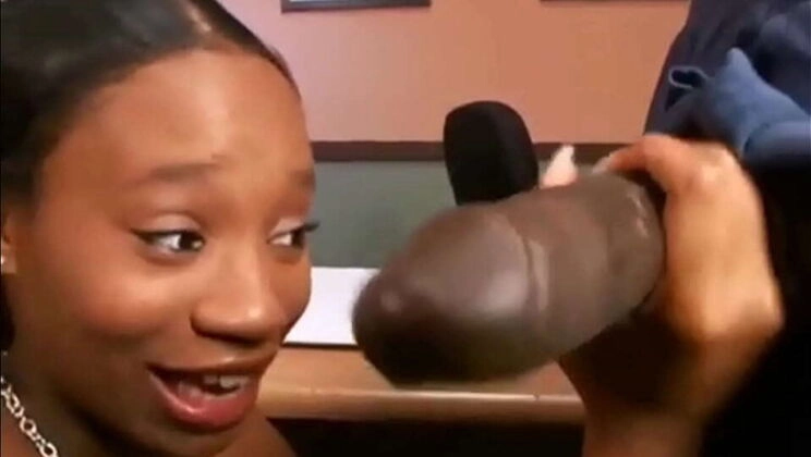 Best Blowjob Ever - Raven Sky Sucks BBC from Byron Long