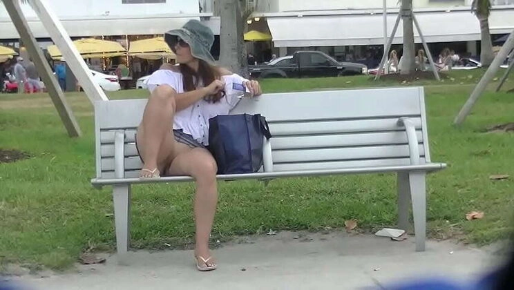 Hidden Camera Catches Heather Silk's Public Pussy Flash in the Park