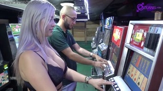 Ashley grey casino, soldiers, casino con latinas calientes