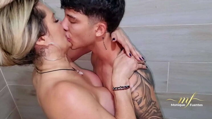 Colombian Step-Mom Gets Knocked Up by Stepson - Monique Fuentes & Danner Mendez