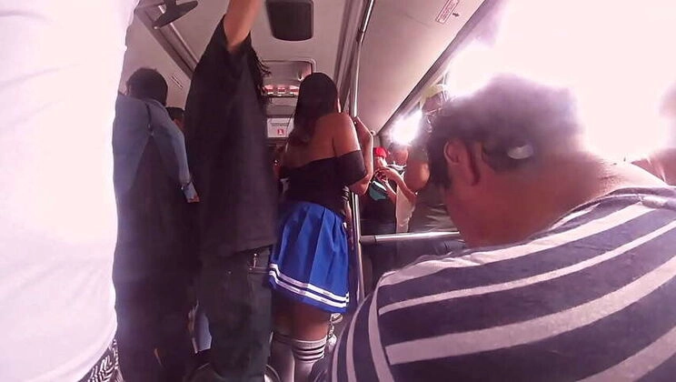 Hyperversos Cdmx and Daniela Hentai: Outdoor Public Encounter with Culona in Short Skirt, CDMX