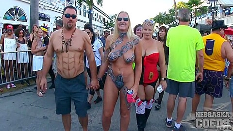 Last Day And Night Of Fantasy Fest 2018 From Key West Florida Hot Girl