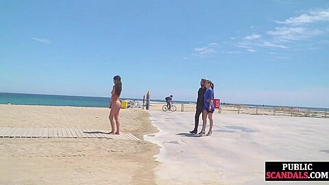 Public naked babe walks outdoor to satisfy mistress n master