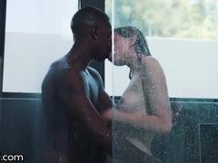 Haley Reed Deepthroats Underwater Before Pounded In Shower