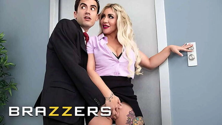 Carla Boom: Makes the most of her spot, servicing two guys with an elevator special - Brazzers