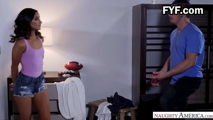 Emily Willis Uses Her Tight Pussy to Convince Bam for Concert Tickets