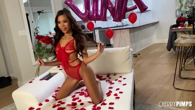 Vina is Cherry of the Month and an interview about her likes and career is an essential part of it