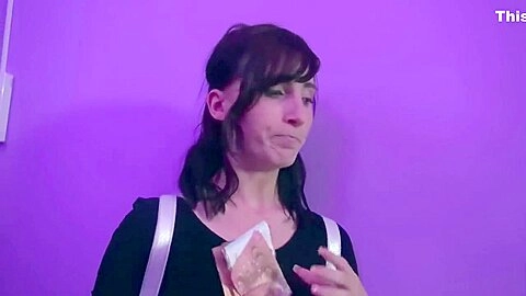 Lia Louise - Lia Will Den Job Und Fickt Alten Sack Und Leckt Seinen Arsch