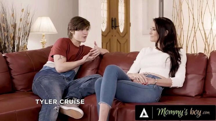 Steppin' Up The Game - Tyler Cruise Gives His Best To Get That Dream Car From StepMom Sofie