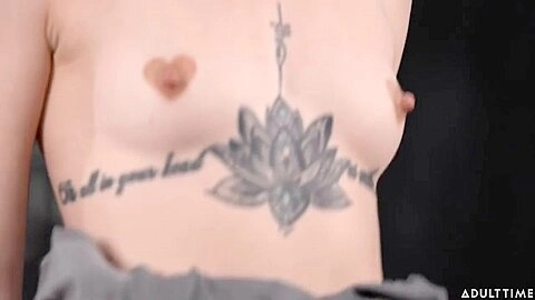Lucky Fate, Tiffany Watson And Lola Fae - Kinky Pleases Horny Dude In Pov